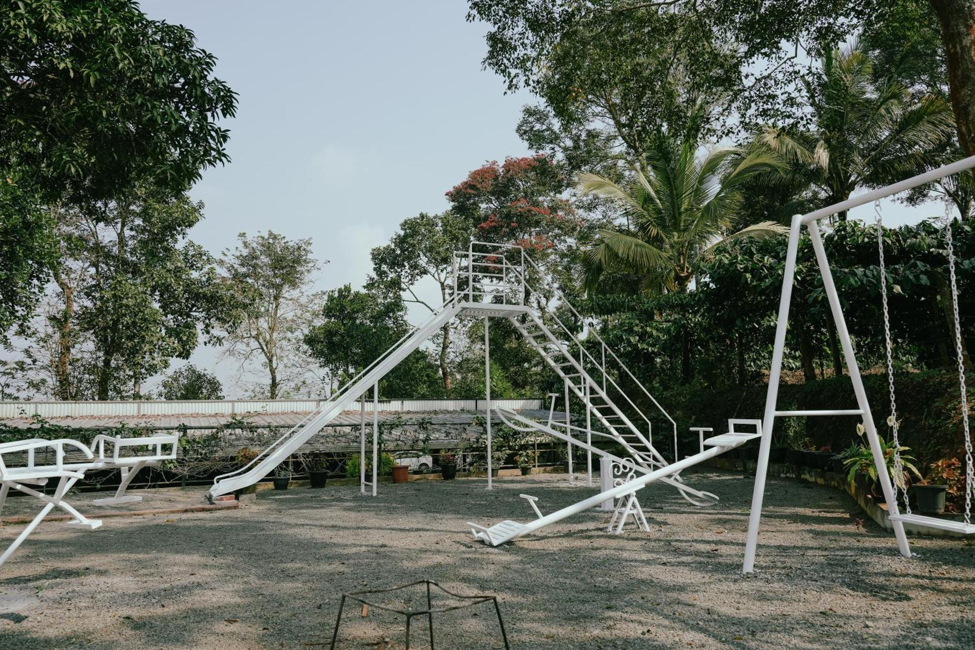 Haze Woods Resort Vaduvanchal 외부 사진
