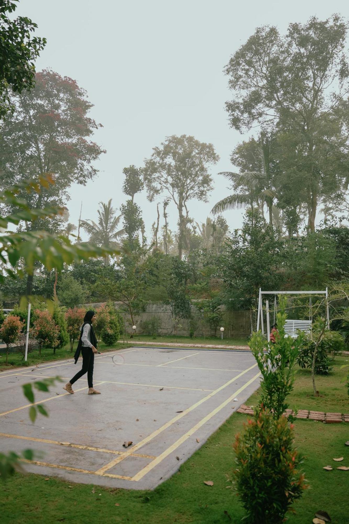 Haze Woods Resort Vaduvanchal 외부 사진