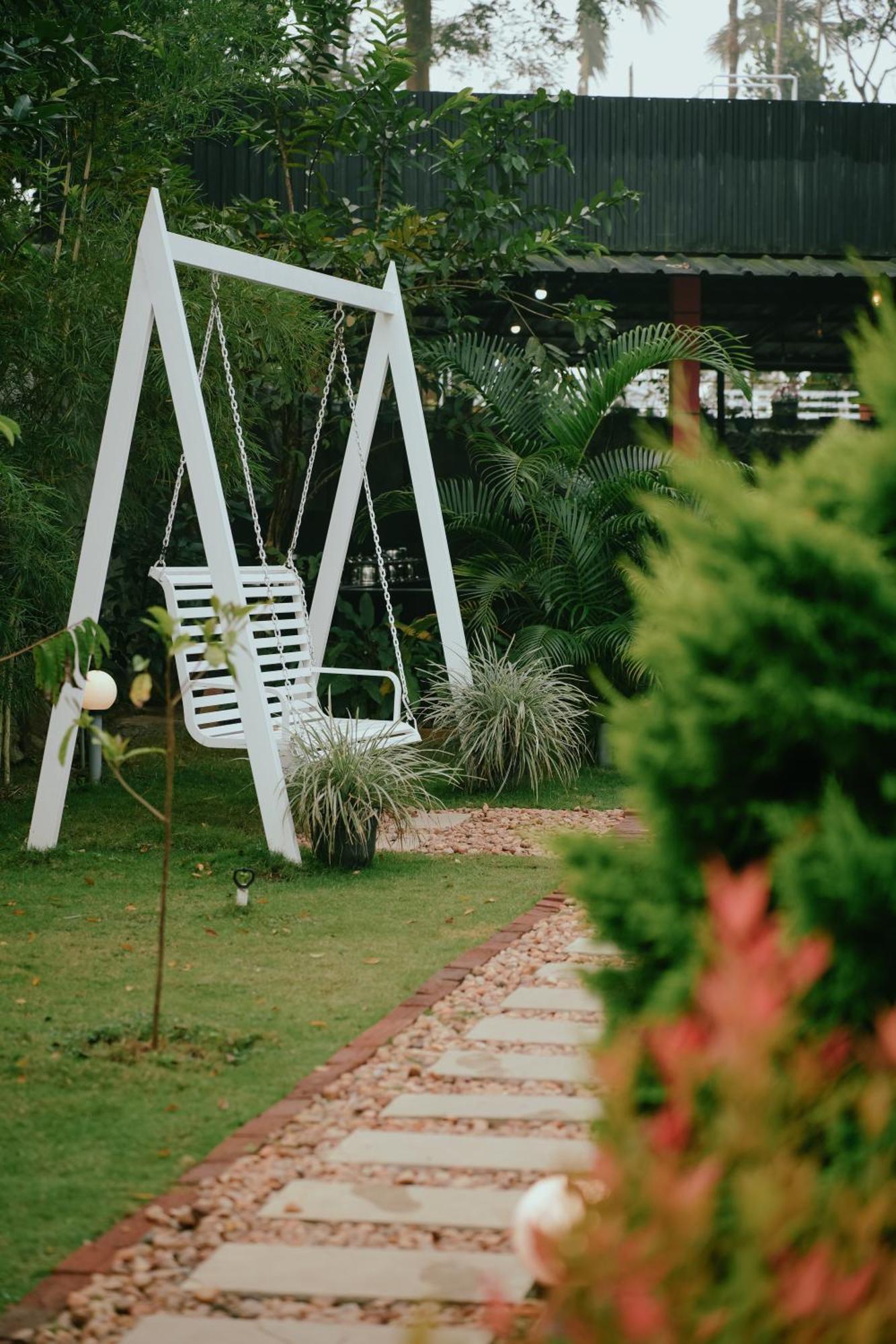 Haze Woods Resort Vaduvanchal 외부 사진