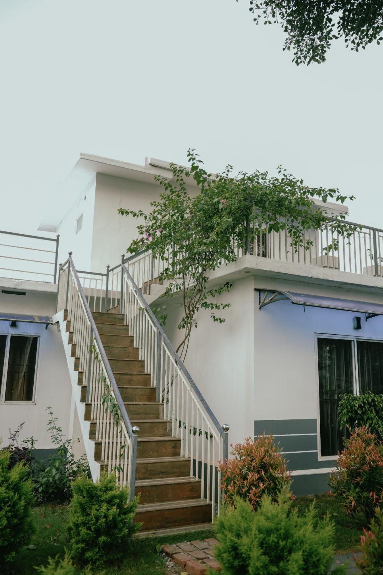 Haze Woods Resort Vaduvanchal 외부 사진